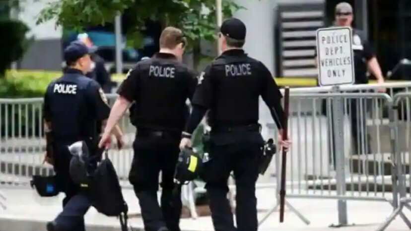 In five different shootings, three people have been killed and seven injured, some critically, in two states, namely Oregon and Maryland.