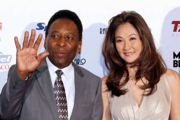 Pele with his third wife, Marcia Aoki