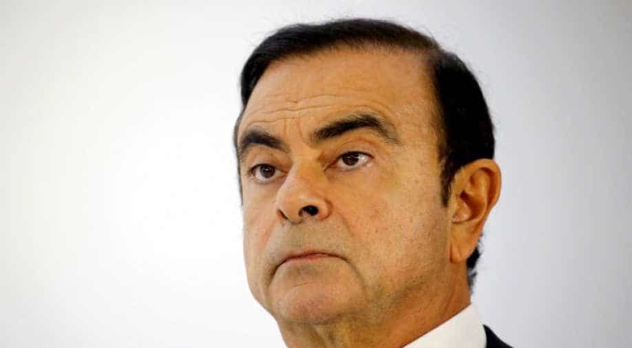 Carlos Ghosn: Former Nissan boss granted bail at 1 billion yen