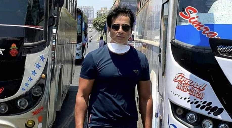 Minister hails Sonu Sood for arranging bus for migrants