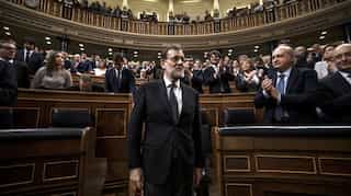 Spain: Conservative prime minister Mariano Rajoy voted back to power, ending crisis