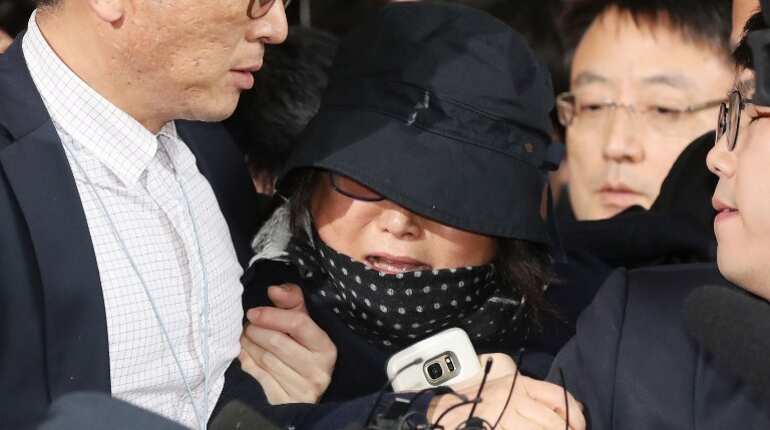 Woman at centre of South Korean political crisis detained