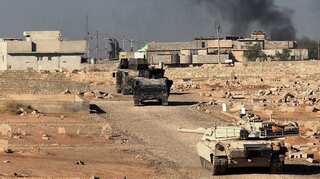 Iraqi forces fighting Islamic State say nearing Mosul airport