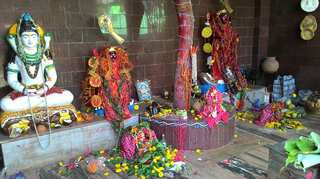 Chinese devotees worship Hindu deity in eastern India