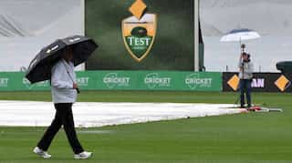 Cricket: Rain washes out second day of Hobart Test