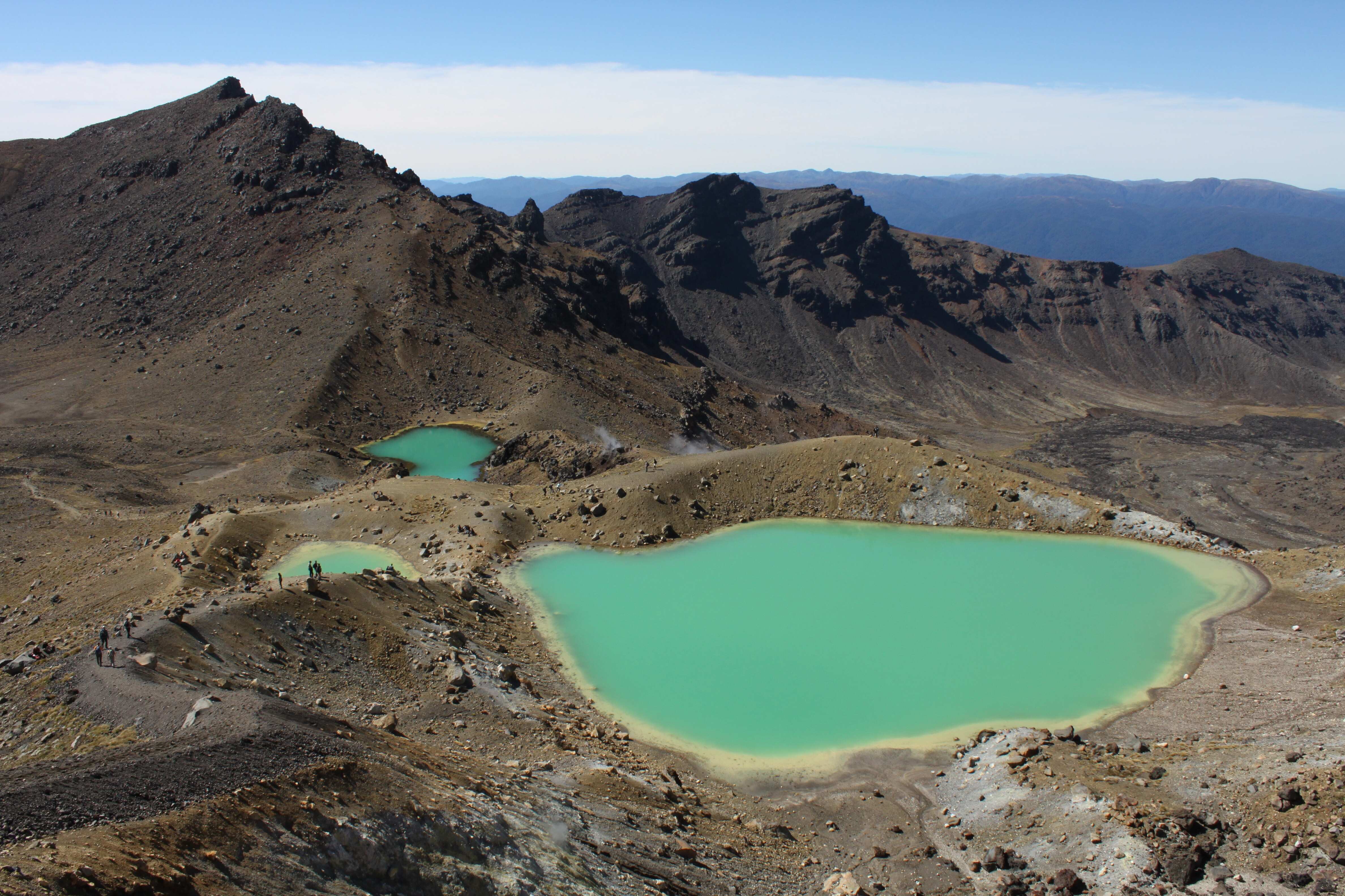 Tongariro Alpine Crossing, Tongariro National Park, New Zealand (Ell Duke Flickr)