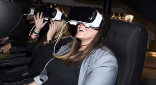 New virtual reality device lets parents watch unborn babies in 3D