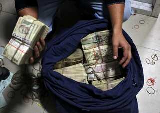 Demonetisation: Government tables Bill to impose high taxes & penalties on unaccounted cash deposits