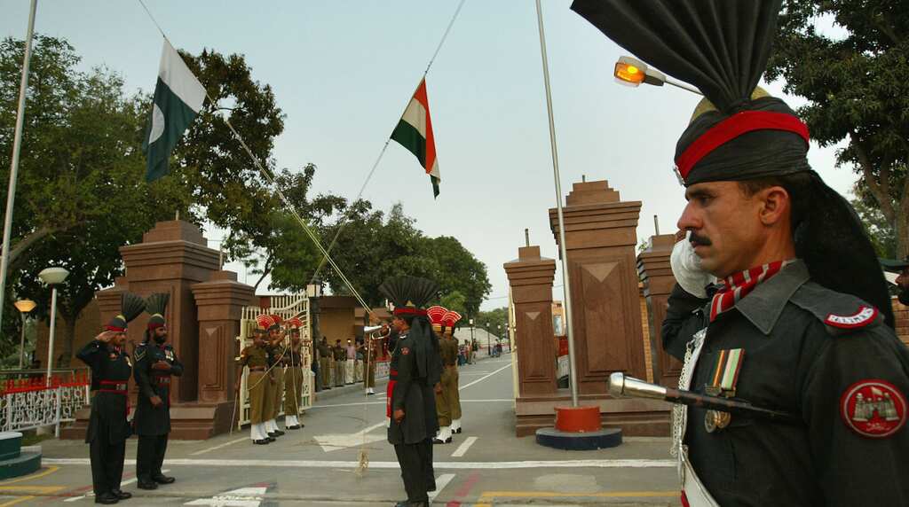 Newly-appointed Pakistan army chief rakes up Kashmir issue, asks troops to keep high vigil
