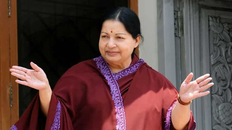 India: Politicians mourn Jaya's demise, tributes pour in India: Politicians mourn Jaya's demise, tributes pour in
