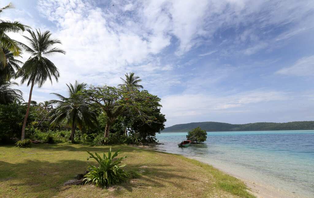 Tsunami warning lifted after massive 7.7 earthquake hits Solomon Islands Tsunami warning lifted after massive 7.7 earthquake hits Solomon Islands