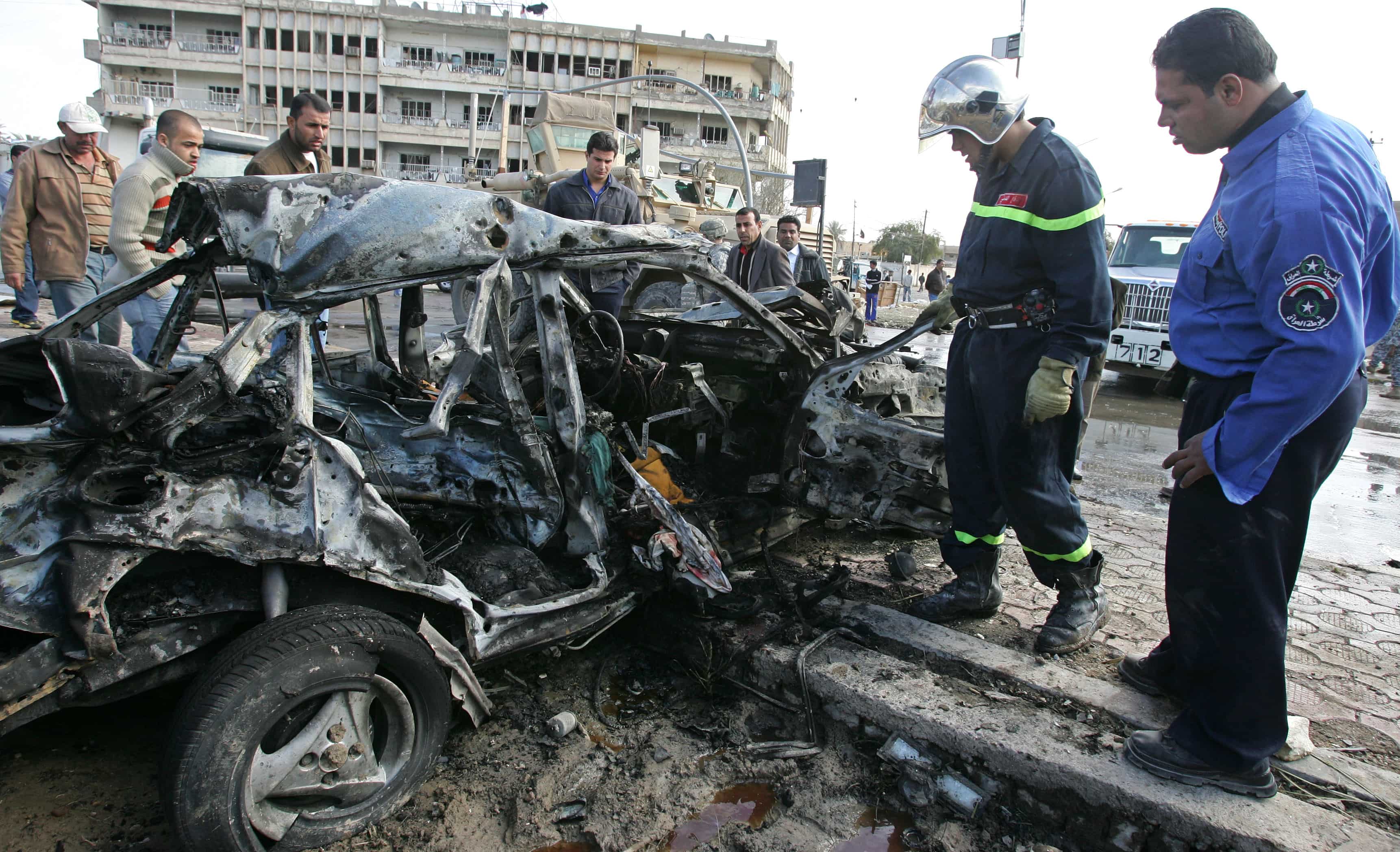 Eight killed in twin car bombings in Iraq Eight killed in twin car bombings in Iraq