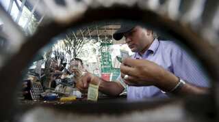 India's demonetisation drive drags down Nepal's economy: Report