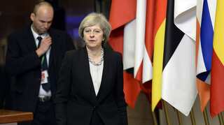 EU agrees to extend sanctions against Russia until mid-2017