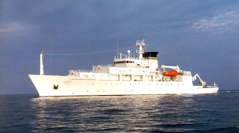 China to return seized US drone, says Washington 'hyping up' incident