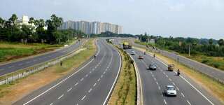 Free tea for drivers at night to avoid accidents in Indian state of Odisha