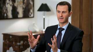 Syria rebels shell Aleppo, air strikes resume