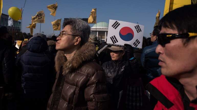 South Korea: Anti-Park protesters to march on Christmas Eve