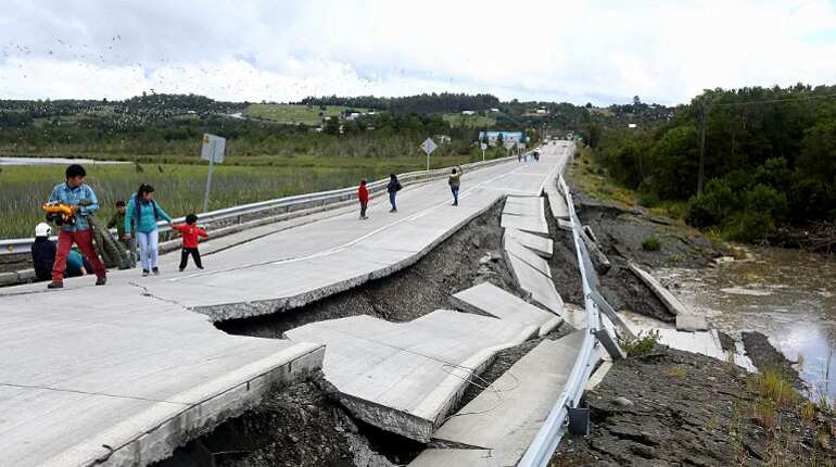 Chile earthquake: Tsunami alert lifted