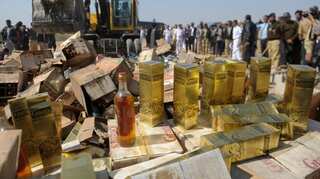 Pakistan: Toxic liquor kills 23, affects 40