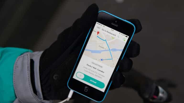 61% people check their phones within 5 minutes of waking up: Survey