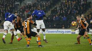 Football: Everton's Barkley scores equaliser at Hull City