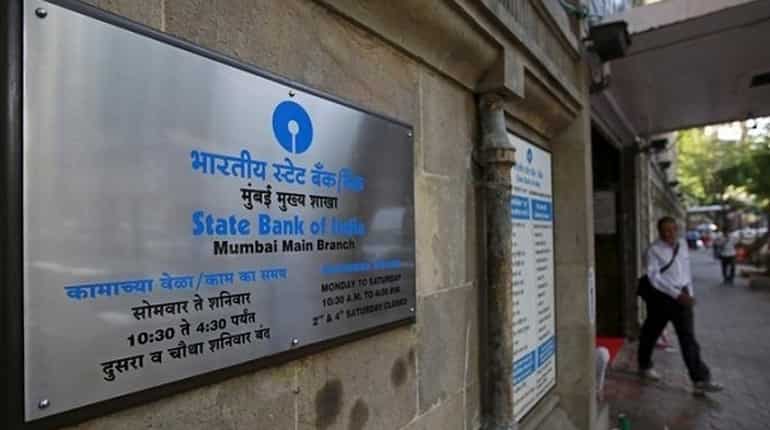 Rs 20,000 withdrawal limit for SBI customers effective from October 31