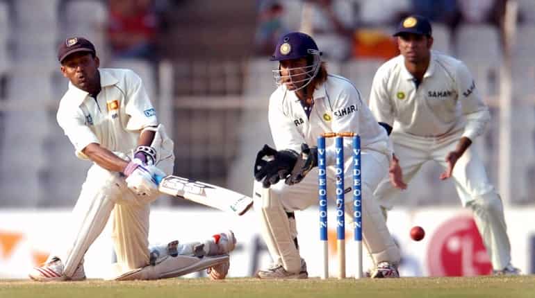 Dhoni 1