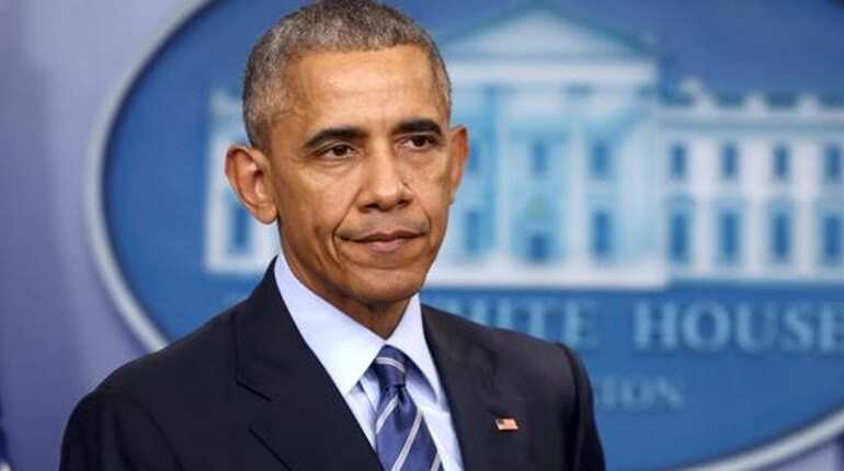 Obama pins blame on Sanders for making Obamacare unpopular