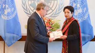 Pakistan hands over dossier on 'India's interference' to UN chief