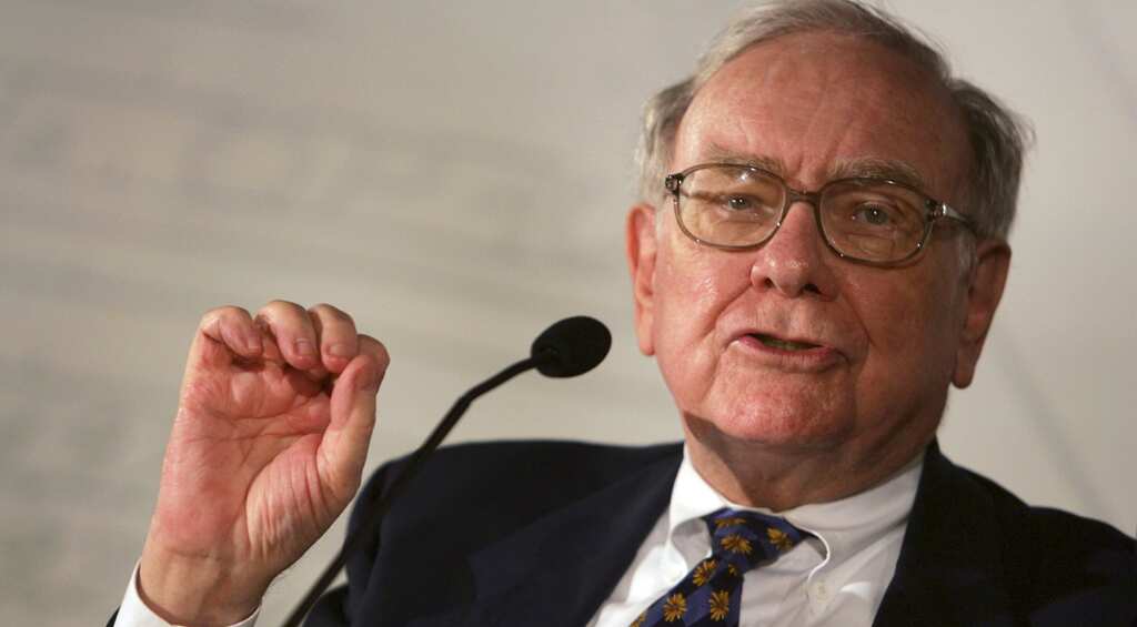 Warren Buffett calls pessimists about United States 'out of their mind'