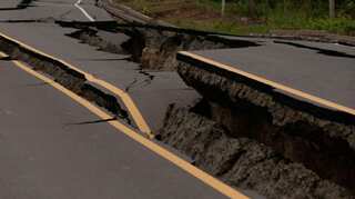 7.9-magnitude earthquake strikes Papua New Guinea, tsunami warning wound back