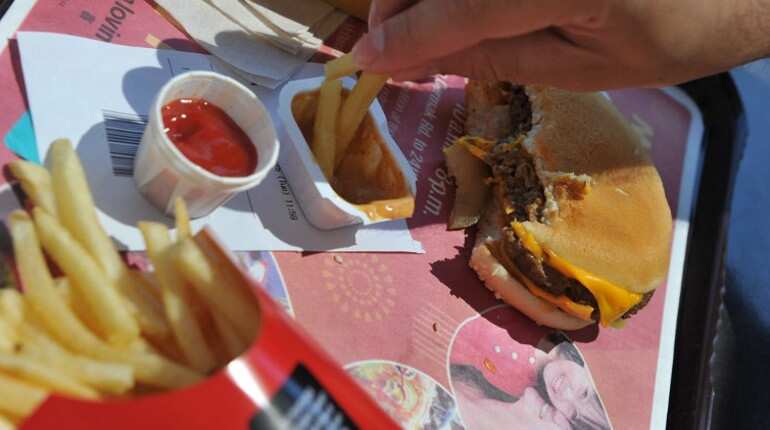 British media slams government warning over overfrying chips, toast British media slams government warning over overfrying chips, toast