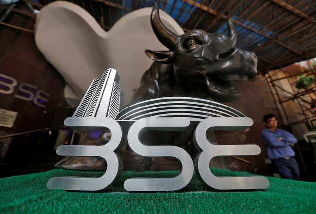 IT stocks crash 9% over H1-B visa overhaul