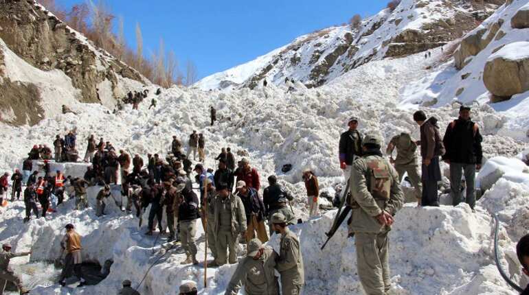 At least 14 killed in avalanche in northern Pakistan At least 14 killed in avalanche in northern Pakistan