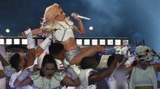 Super Bowl 2017: Lady Gaga celebrates American diversity