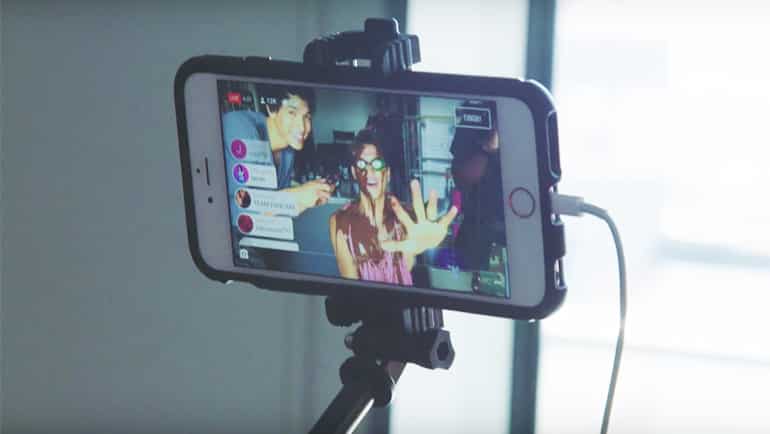 YouTube now lets users live stream from mobile