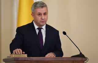 Romanian minister quits amid backlash against failed anti-corruption laws