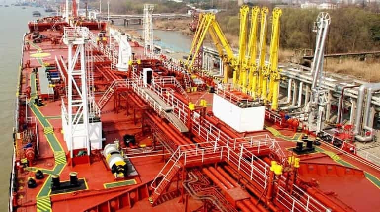China January exports rise 7.9%, beating forecasts