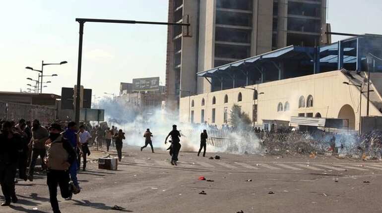 Death toll nears 100 due to mass protests in Iraq: Rights panel