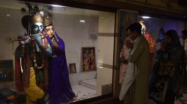 Pakistan Senate unanimously passes landmark Hindu marriage bill Pakistan Senate unanimously passes landmark Hindu marriage bill
