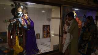 Pakistan Senate unanimously passes landmark Hindu marriage bill
