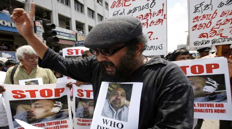Soldiers arrested in Sri Lanka over journalist's abduction during war