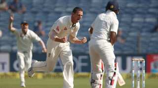 Starc strikes twice to leave India down and out before lunch