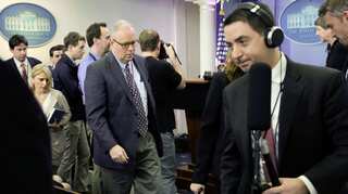 White House bars media it does not like from briefing