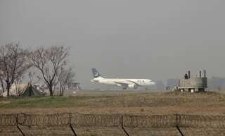 Pakistani airline admits putting extra passengers on international flight