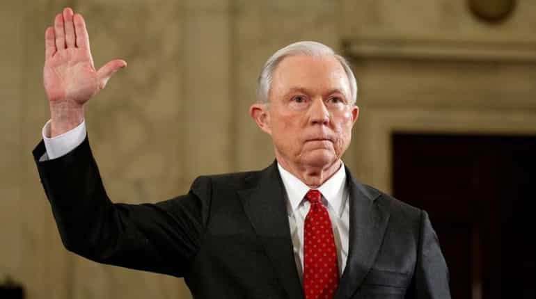 US: Jeff Sessions under fire after report he too met with Russian ambassador