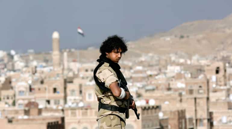 Yemen's Al-Qaeda detains 2 militants for 'spying for US'