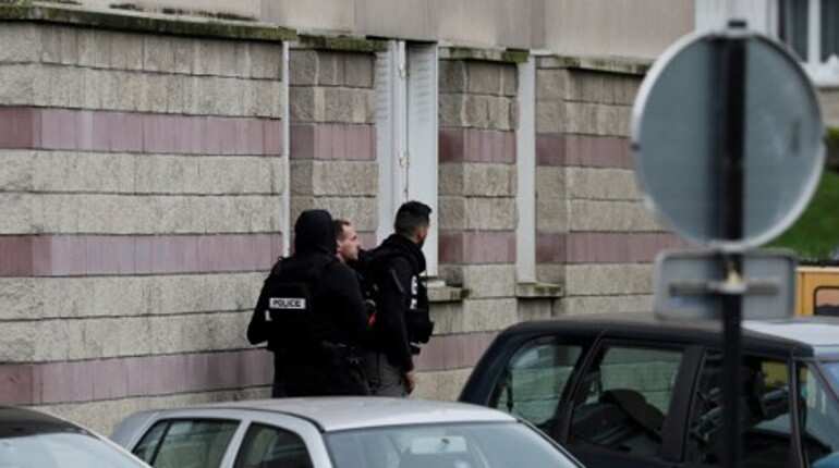 French airport attacker was under influence of alcohol, drugs: Report