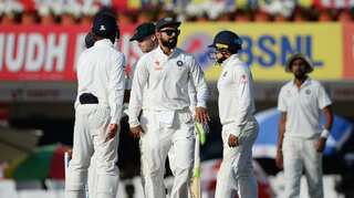 Virat Kohli claims Aussies 'disrespected' Team India physio, Steven Smith denies claims